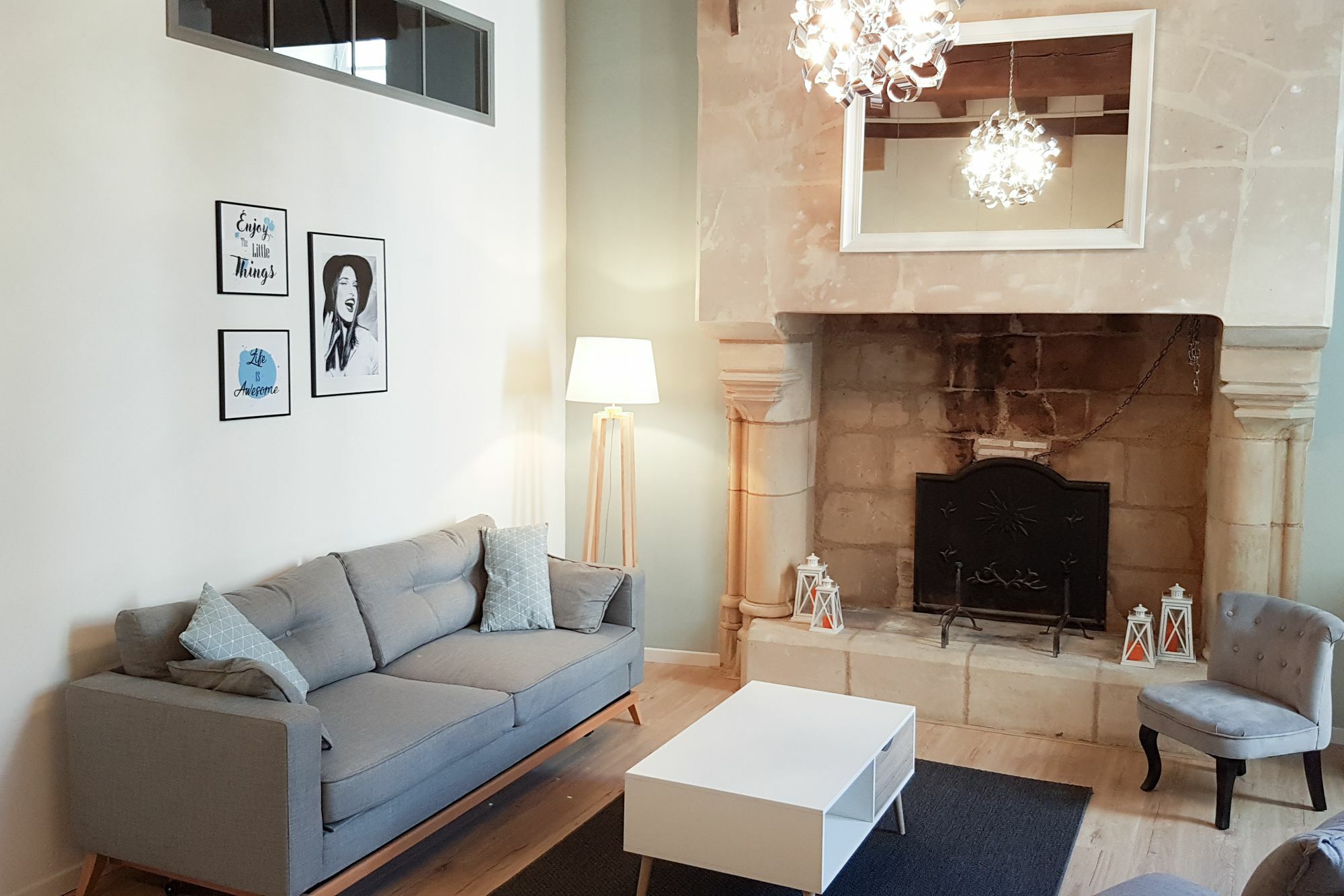Grand T2 Vieux Tours Immeuble Historique Apartment ภายนอก รูปภาพ